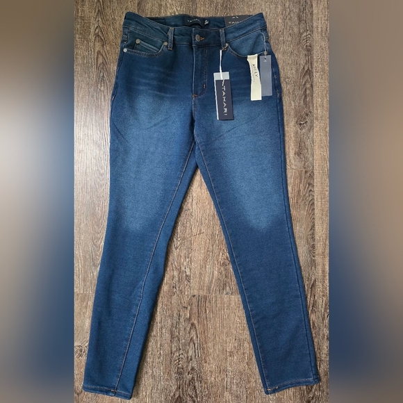 Tahari Denim - TAHARI Jeans - Size 6